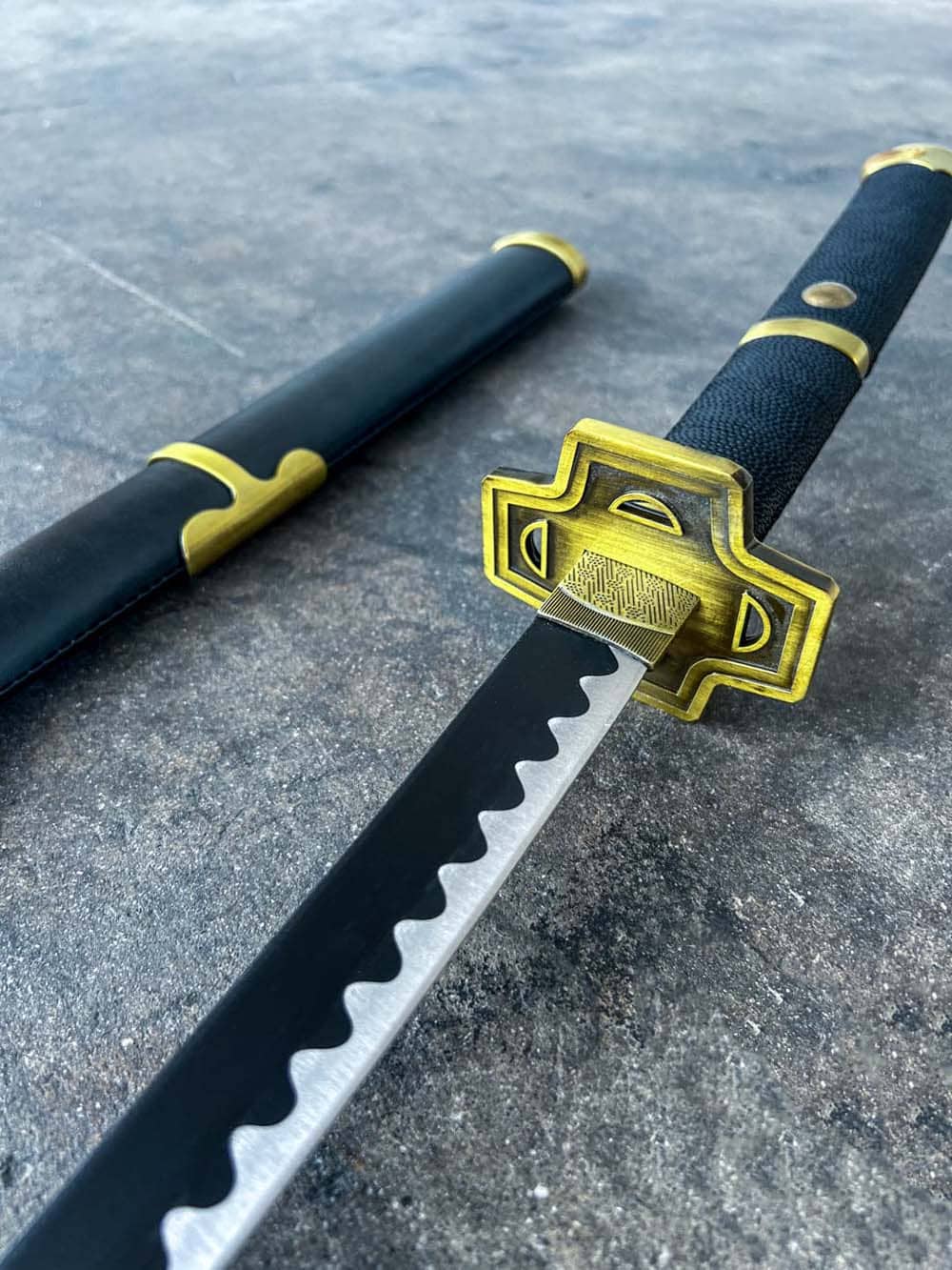 KATANA OF RORONOA ZORO - YUBASHIRI - SwordsKingdom