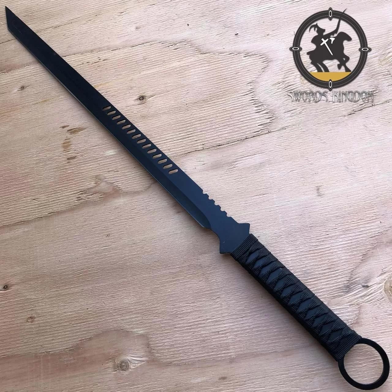 https://mlf1v2cerf7h.i.optimole.com/cb:jO1c.451af/w:auto/h:auto/q:mauto/f:best/id:8c3a2353bfa67e2a4f5e915d44f0fb88/https://swordskingdom.com/black-ninja-style_full-tang-tactical_sword-with_throwing-knife-2.jpg